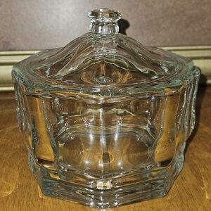 Vintage Indiana Glass Co. Concord Pattern Crystal Octagon Lidded Candy Box
